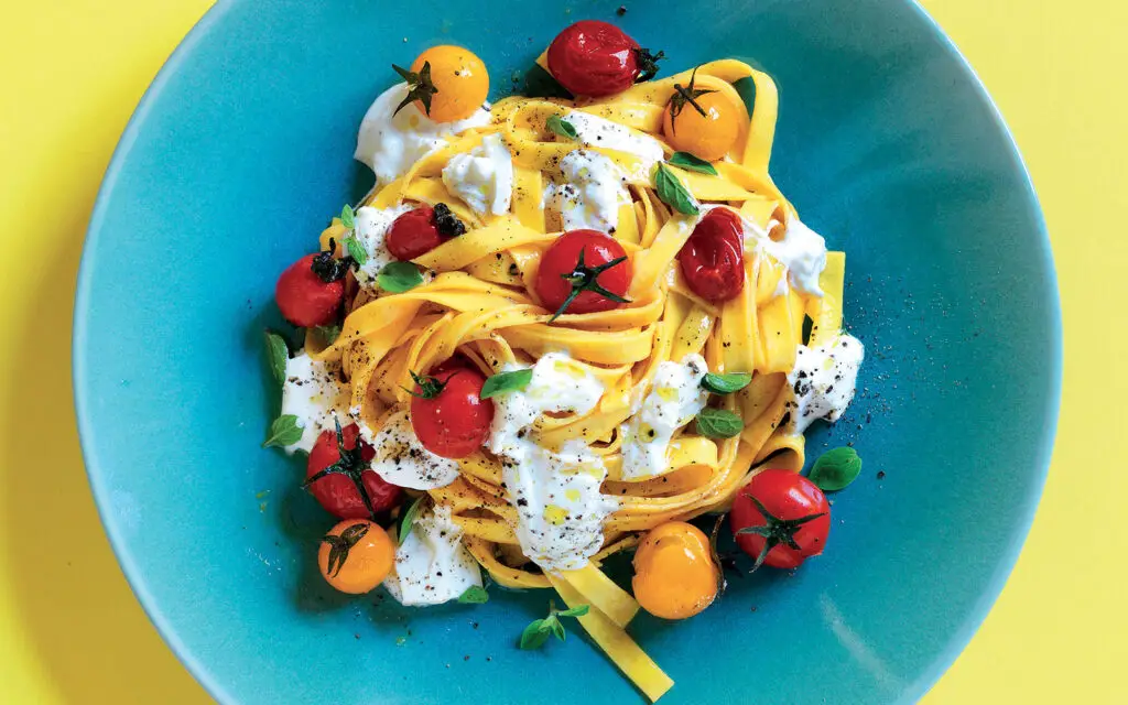 Receta Tagliatelle Con Tomates Cherry Y Burrata El Comensal