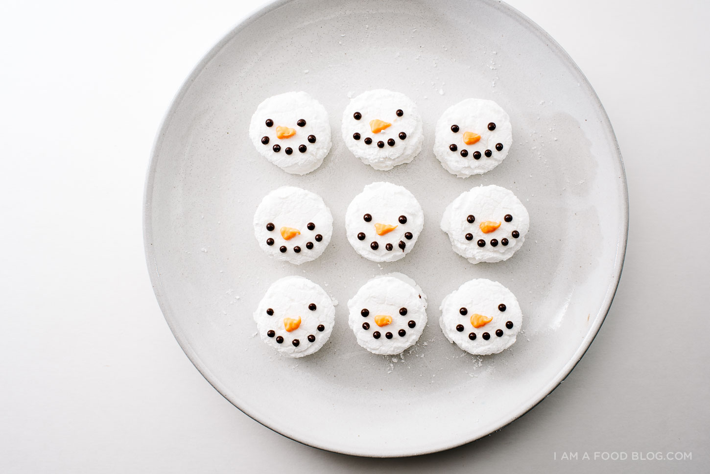 Mint a me Marshmallow Snowmen - www.http: //elcomensal.es/