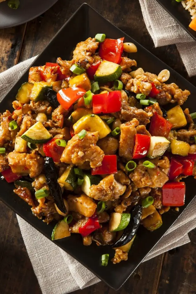 Recetas fáciles de pollo cortado en cubitos que te encantarán, incluido el pollo Kung Pao casero con verduras