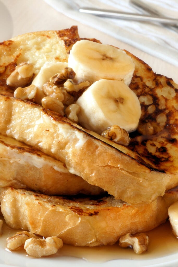 30 Recipes Toast to bright your Morning, Including French Toast with Panana Toppings