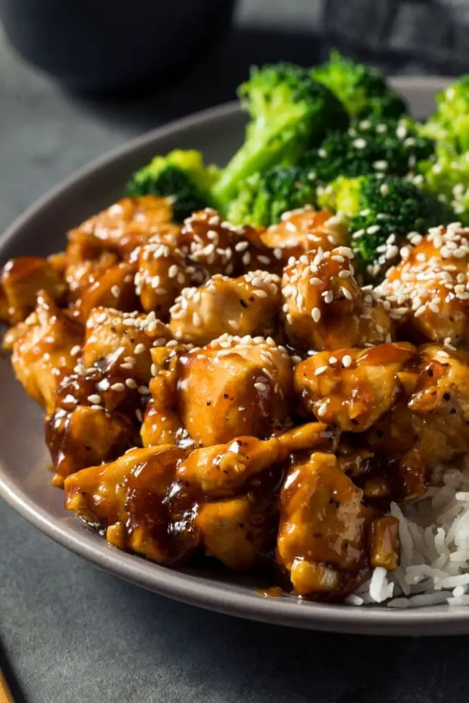 Le 25 migliori ricette per il pranzo degli osservatori del peso con pollo Teriyaki con broccoli e riso