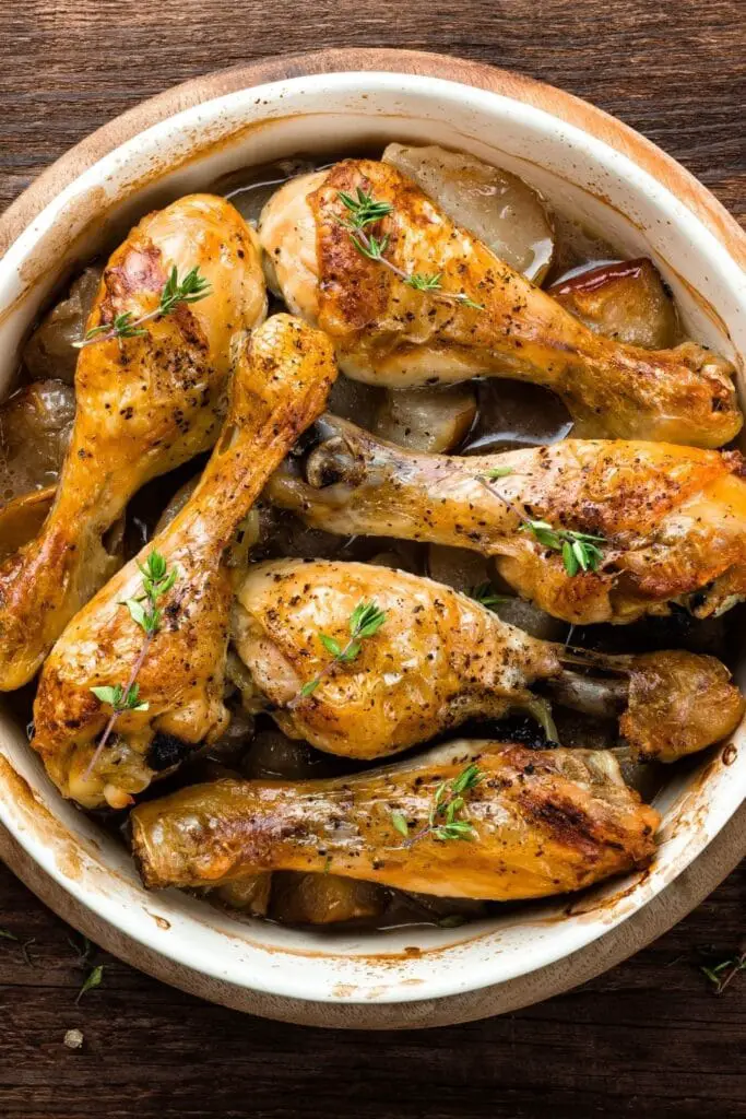 Patas De Pollo Asadas Con Tomillo Fresco