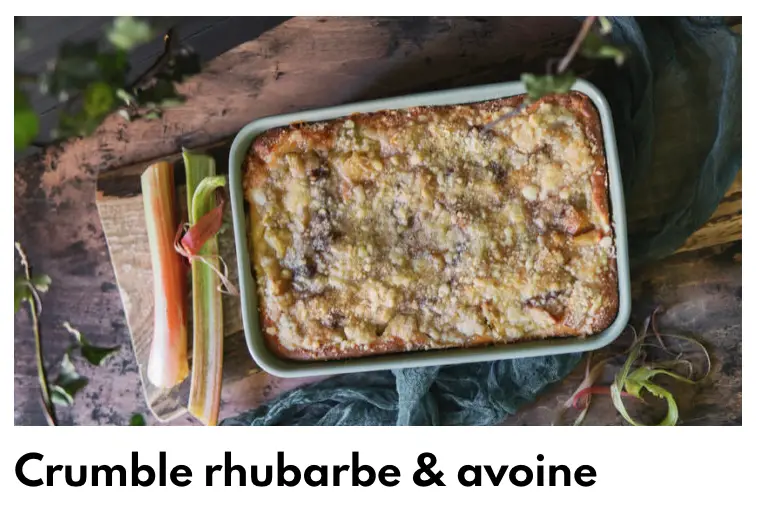 Rhubarb සහ Avoin Crumble