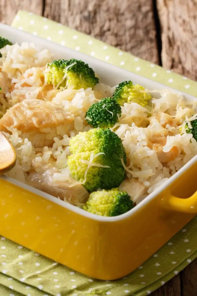 Broccoli, Rice at Chicken Casserole