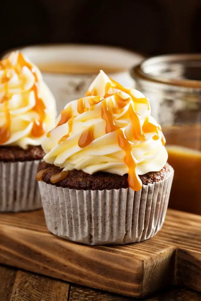 Las 23 mejores recetas con chips de caramelo: cupcake de caramelo con jarabe de caramelo