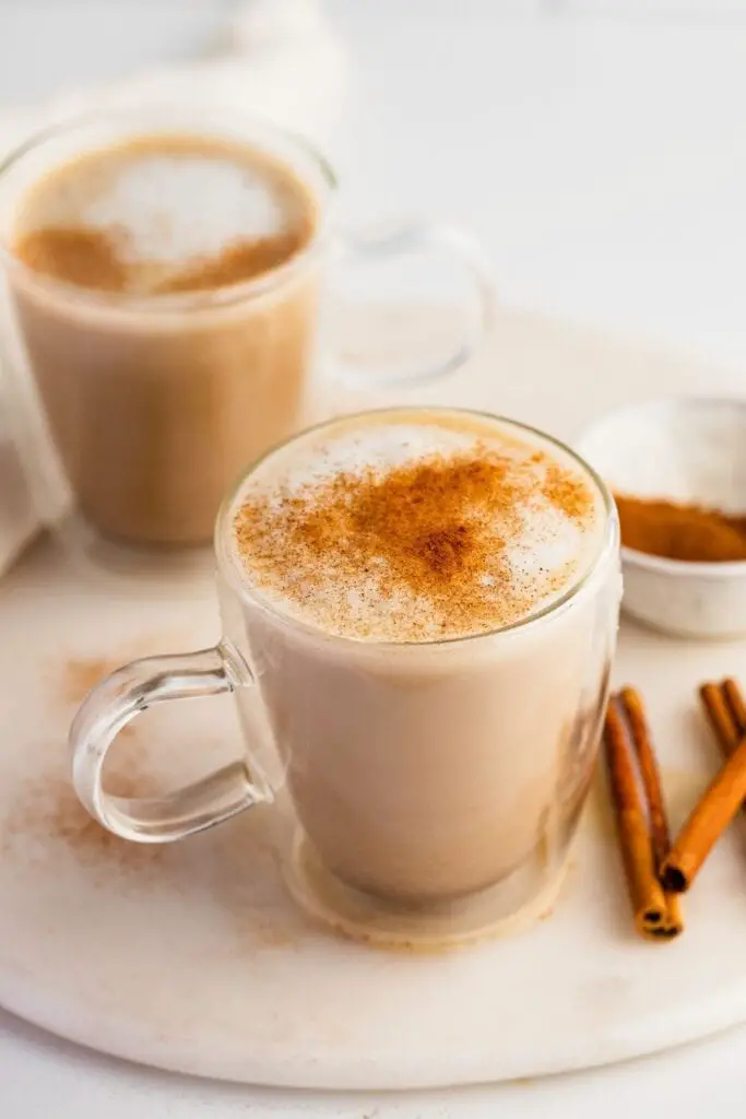 Homemade Chai Tea Latte bil-Kannella
