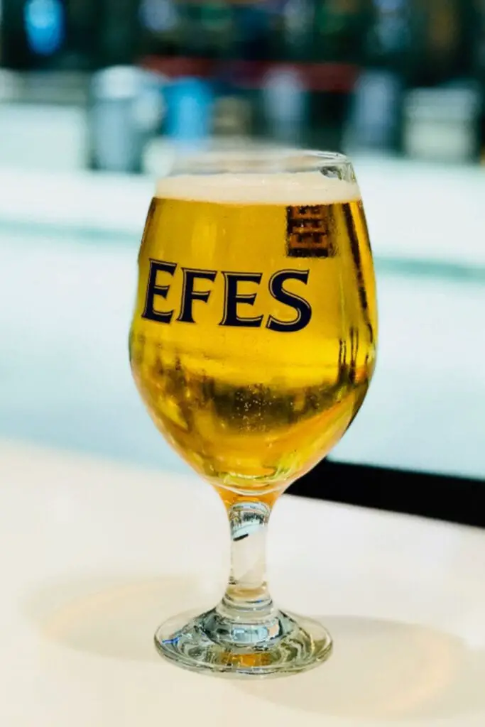 Efes Pilsen (Cerveza Turca)
