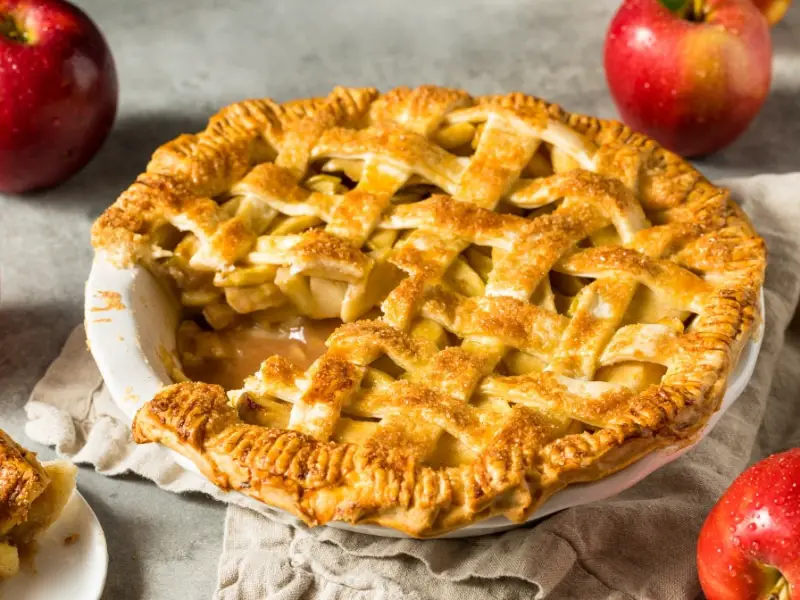 Domaća slatka američka pita od jabuka