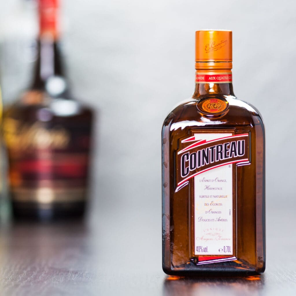 Botella de Cointreau