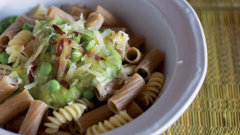 Pasta mat guanciale der saporita Basis pro primi ëmmer nei